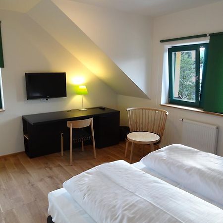 Hotel Agnes Bohdaneč Екстериор снимка