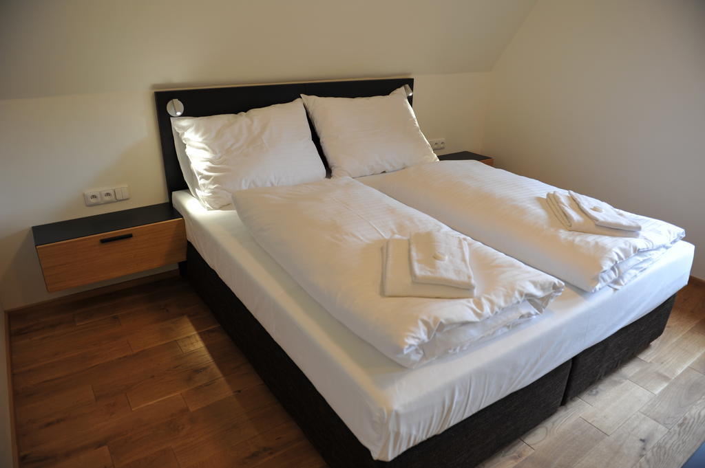 Hotel Agnes Bohdaneč Стая снимка